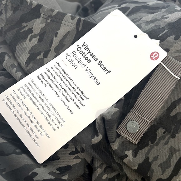 Lululemon Scarf Shawl Wrap Green Camouflage NWT - Picture 10 of 11
